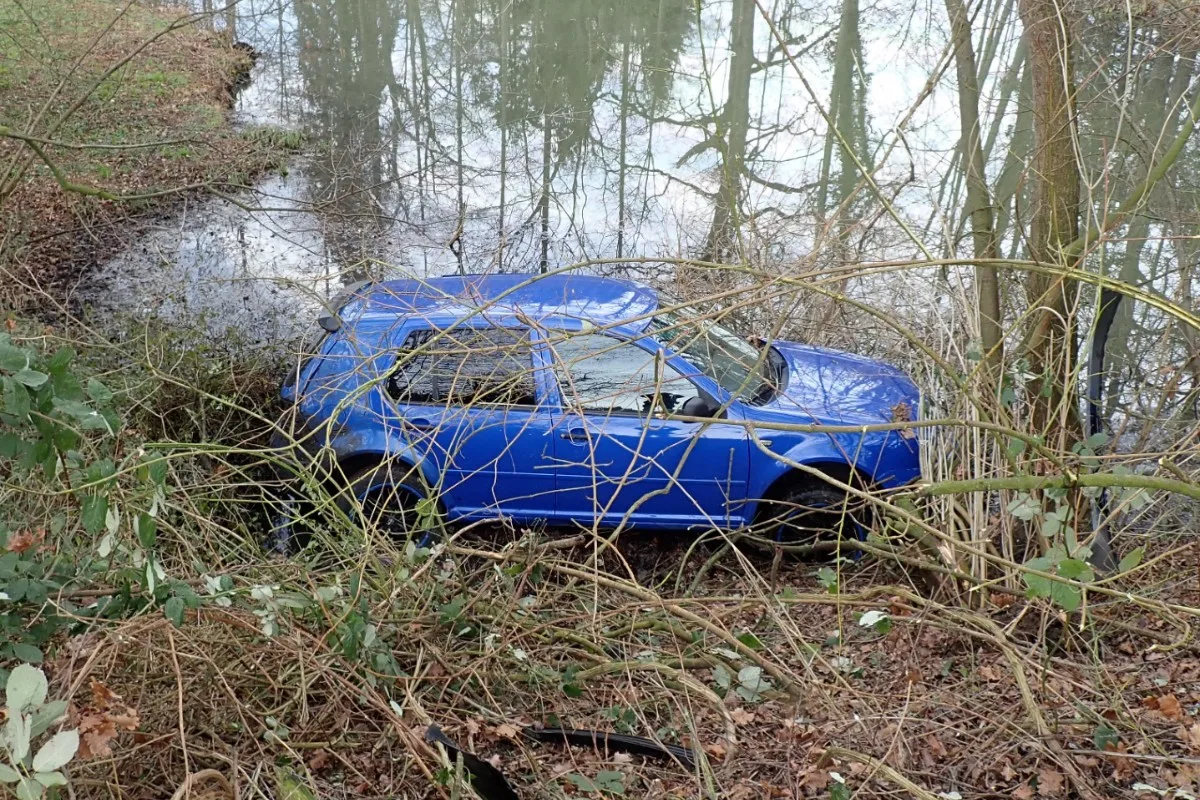 Roggwil TG - Ausweichmanöver endet mit Selbstunfall!