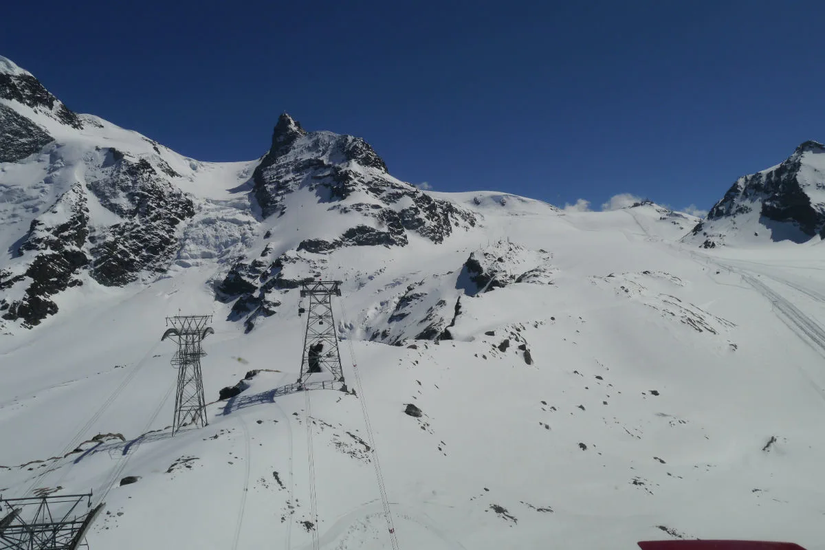 Zermatt VS - Freeride Skiunfall - eine Person verstorben