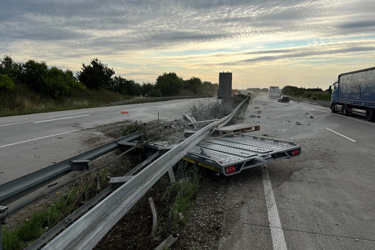 A38 Leinefelde-Worbis TH – Verkehrsbehinderungen nach Unfall von Anhänger