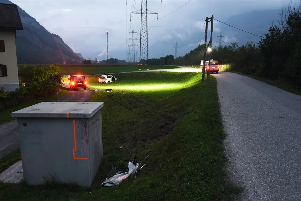Haldenstein GR - Mit entwendetem Fahrzeug verunfallt 