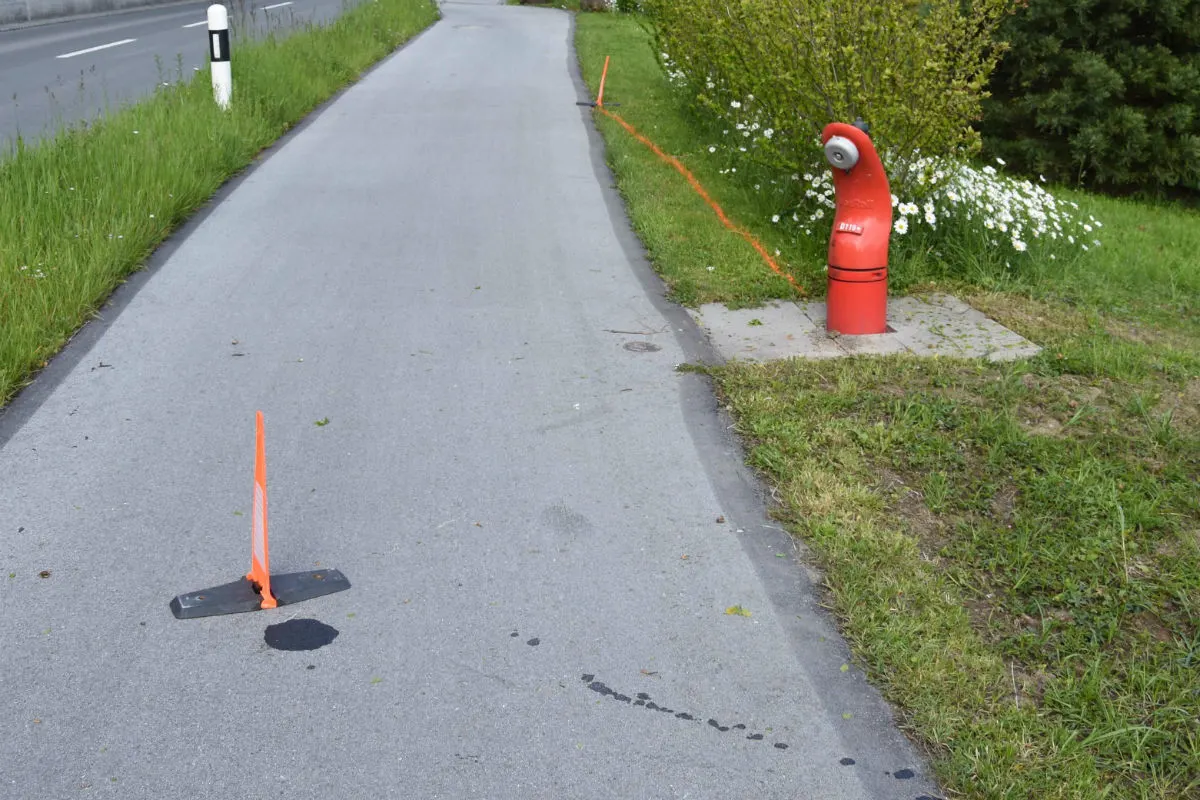 Altstätten SG - Mofafahrerin (13) prallt in Hydrant