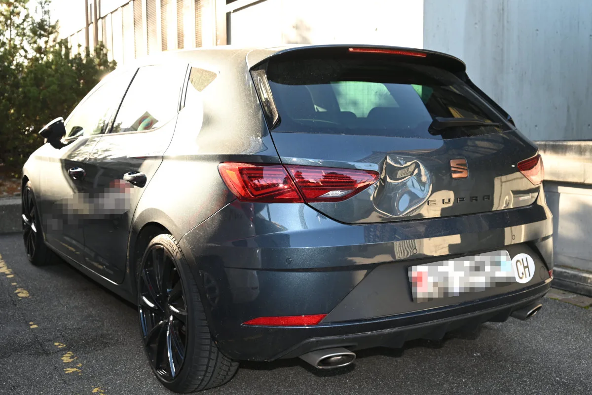 Rapperswil-Jona SG – Lieferwagen nach Kollision einfach davongefahren