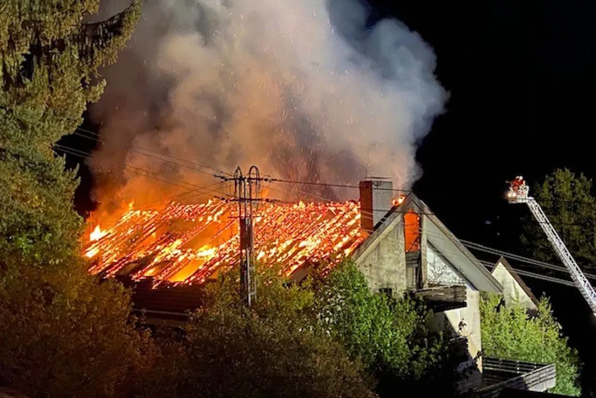 Bad Herrenalb – Dachstuhlbrand mit großen Sachschaden