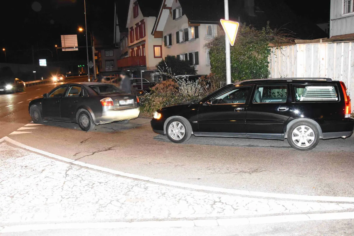 Rheineck SG -  61-Jähriger baut alkoholisiert Auffahrunfall