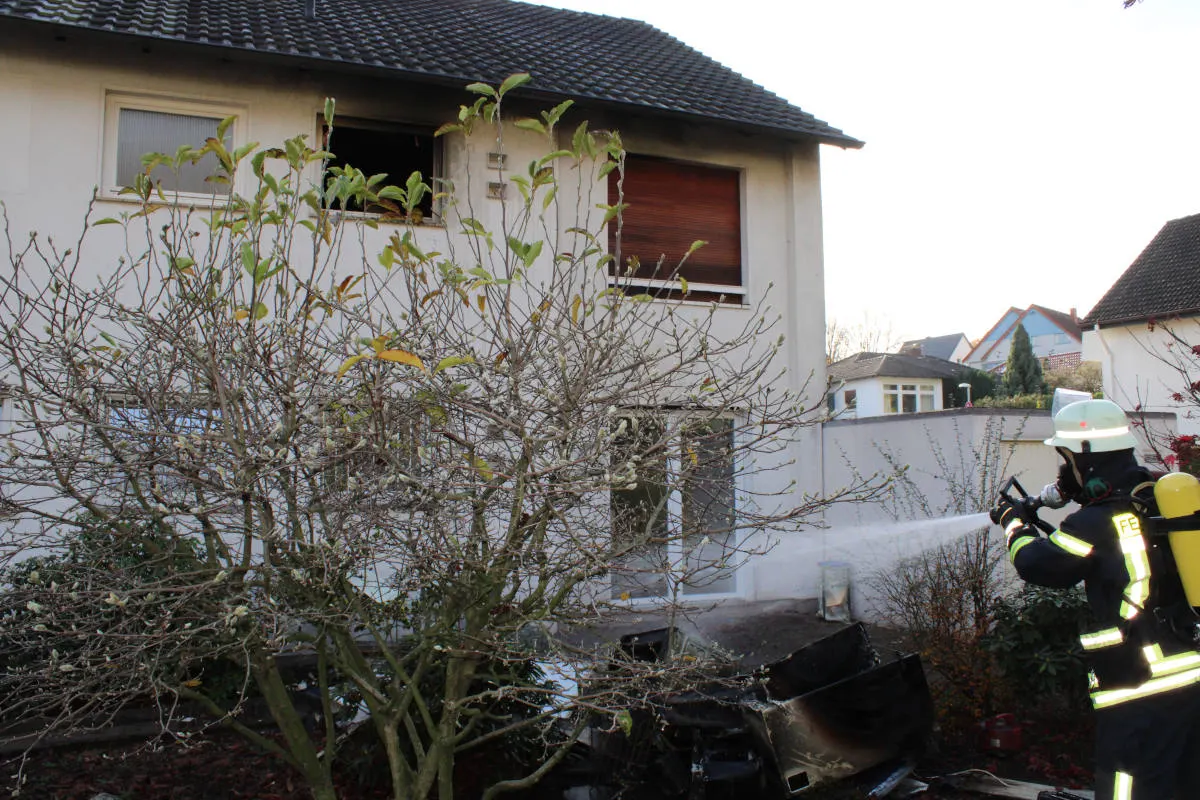 Bad Salzuflen – Küchenbrand am Obernberg zerstört Wohnung eines 75-Jährigen