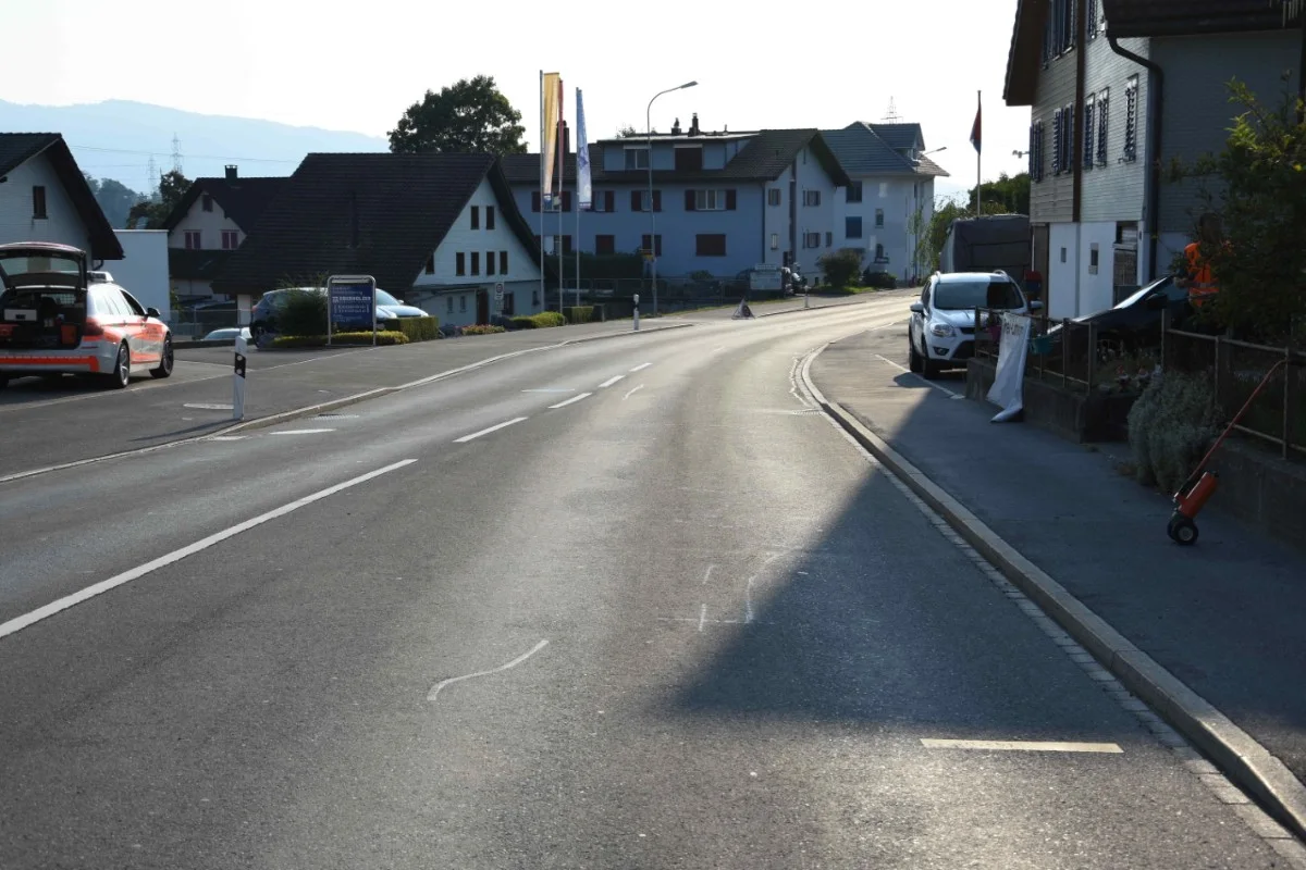 Kollision in Neuhaus SG - Auffahrunfall gestern zwischen Motorrad und Auto