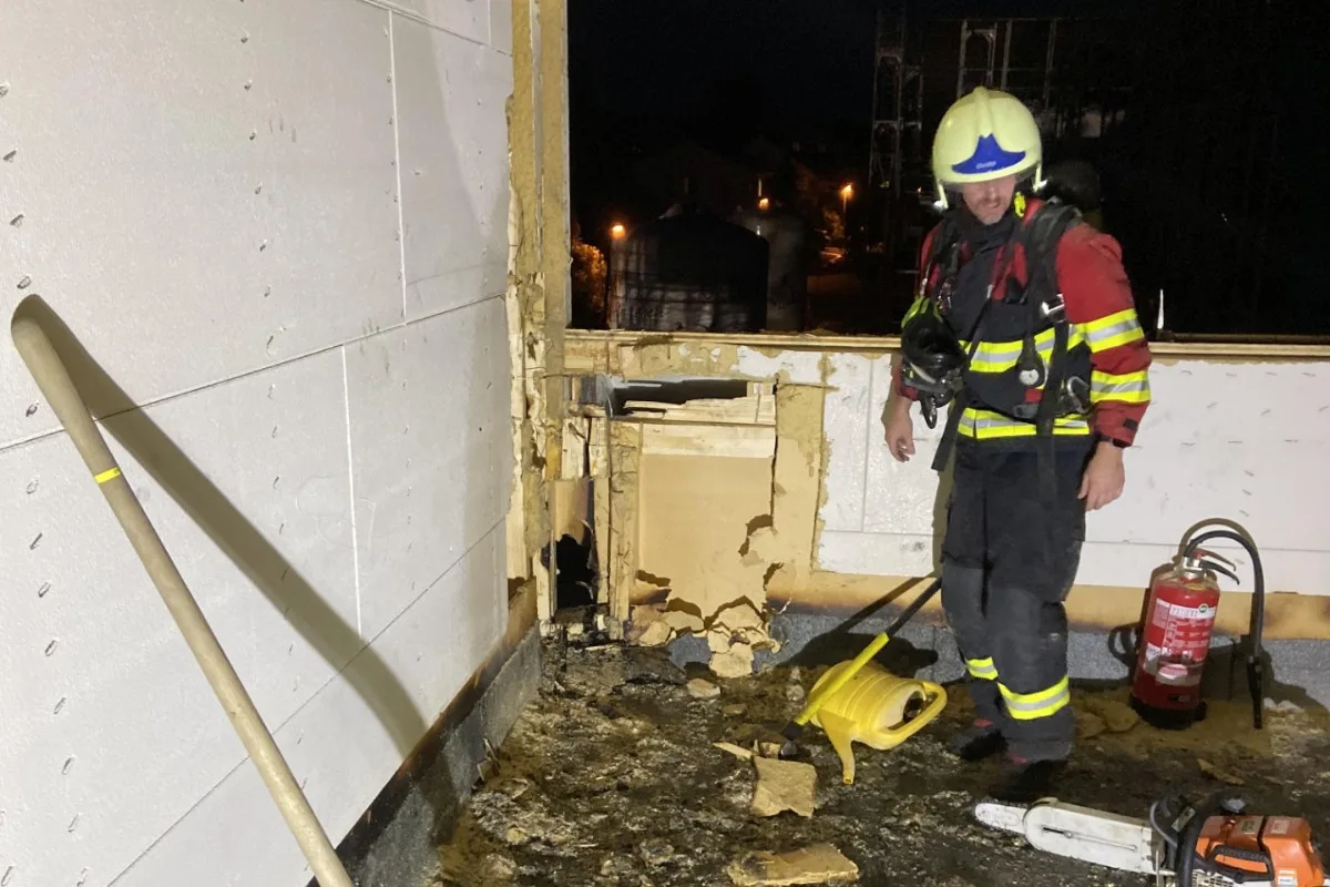 Möriken AG - Löscheinsatz wegen Glimmbrandes