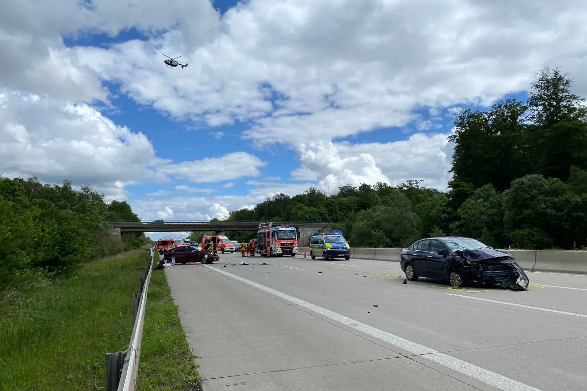 Drama auf der A4 bei Erfurt – Fünf Verletzte und ein totes Kind nach schwerem Unfall