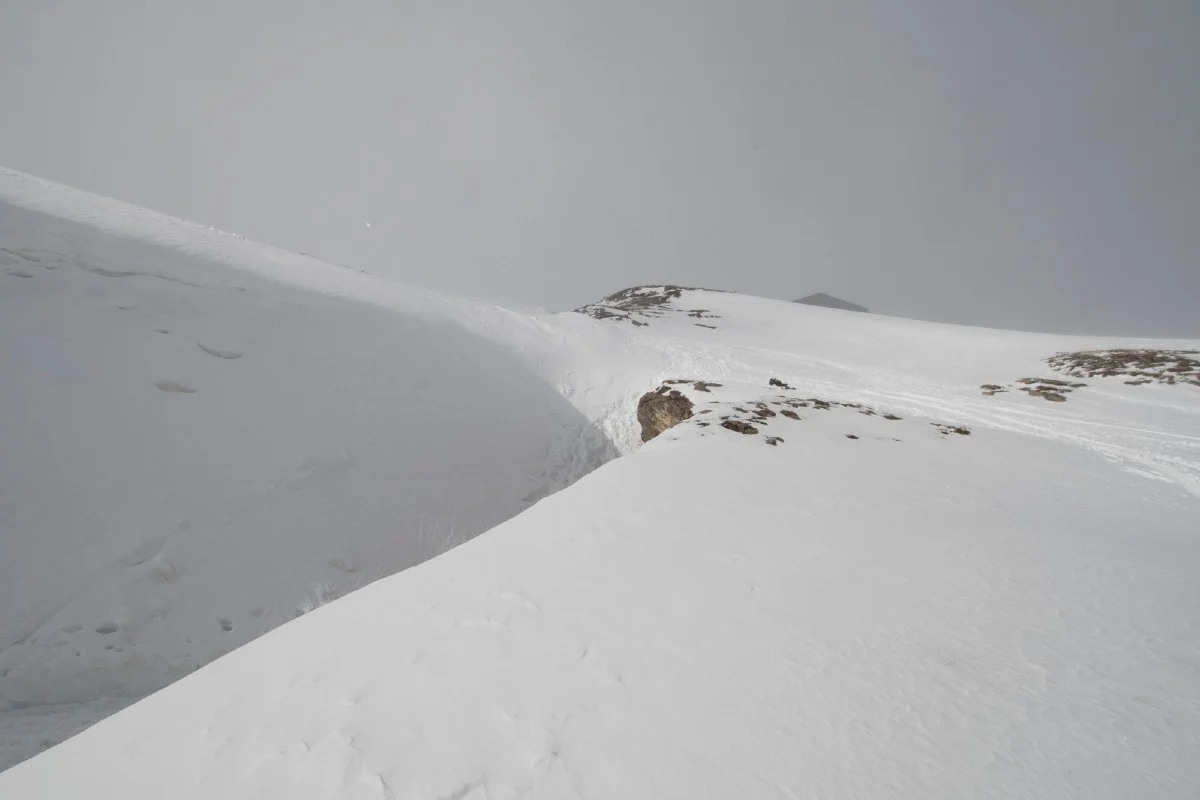 Drama neben der Skipiste - Kind stirbt in Laax nach einer Kollision mit Felsen