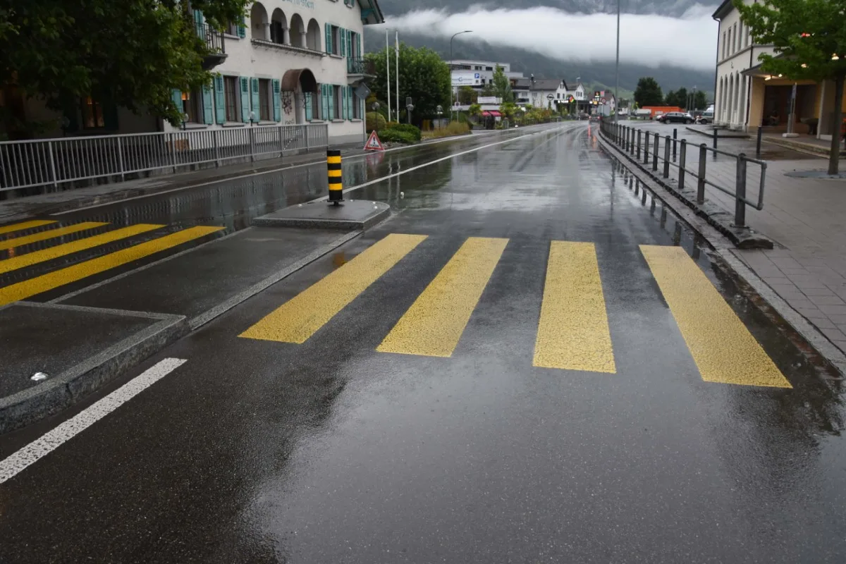 Unfall in Walenstadt SG - 14-jährige Velofahrerin bei Kollision mit Auto verletzt