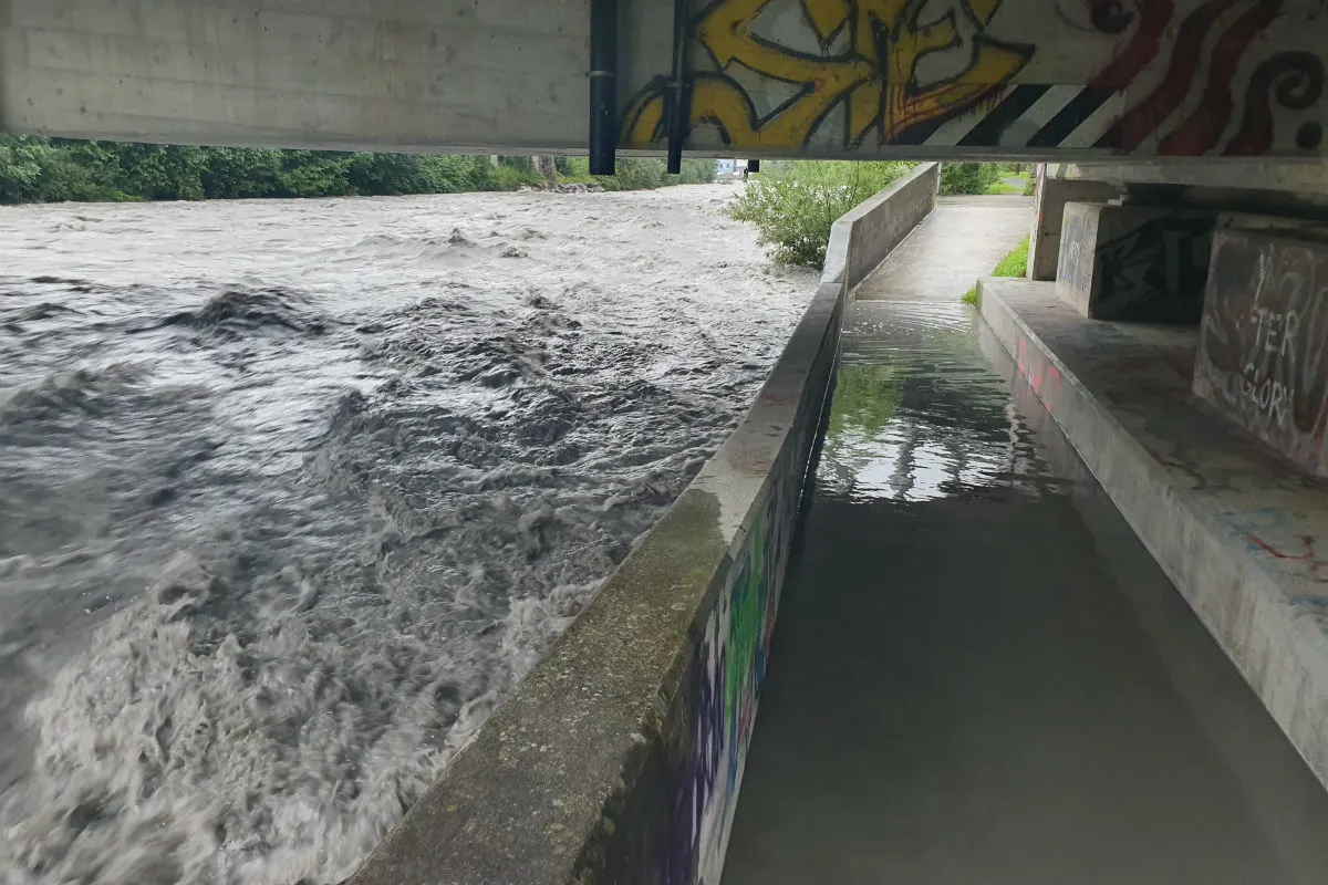 Lokal weiterhin Hochwasser-Gefahr durch intensive Niederschläge