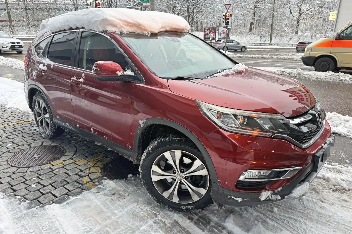 Stadt St.Gallen – Gucklochfahrer nach Schneefall unterwegs