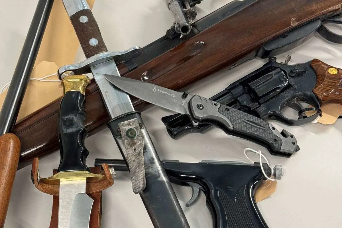 Waffenabgabeaktion in Oensingen SO - «Waffen abgeben – Unfälle und Missbräuche verhindern»