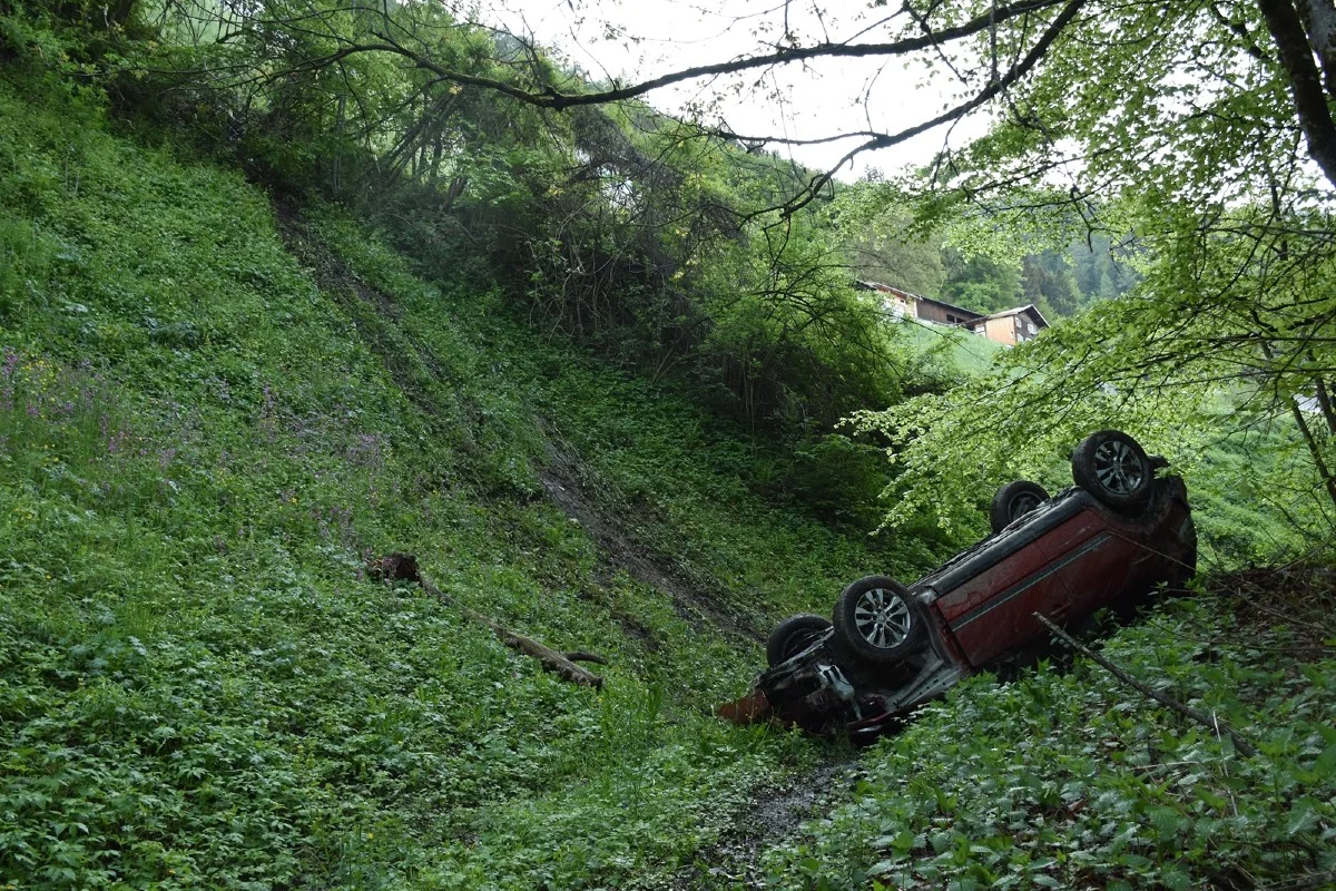 Schiers GR -  54-Jähriger baut Selbstunfall und verletzt sich dabei
