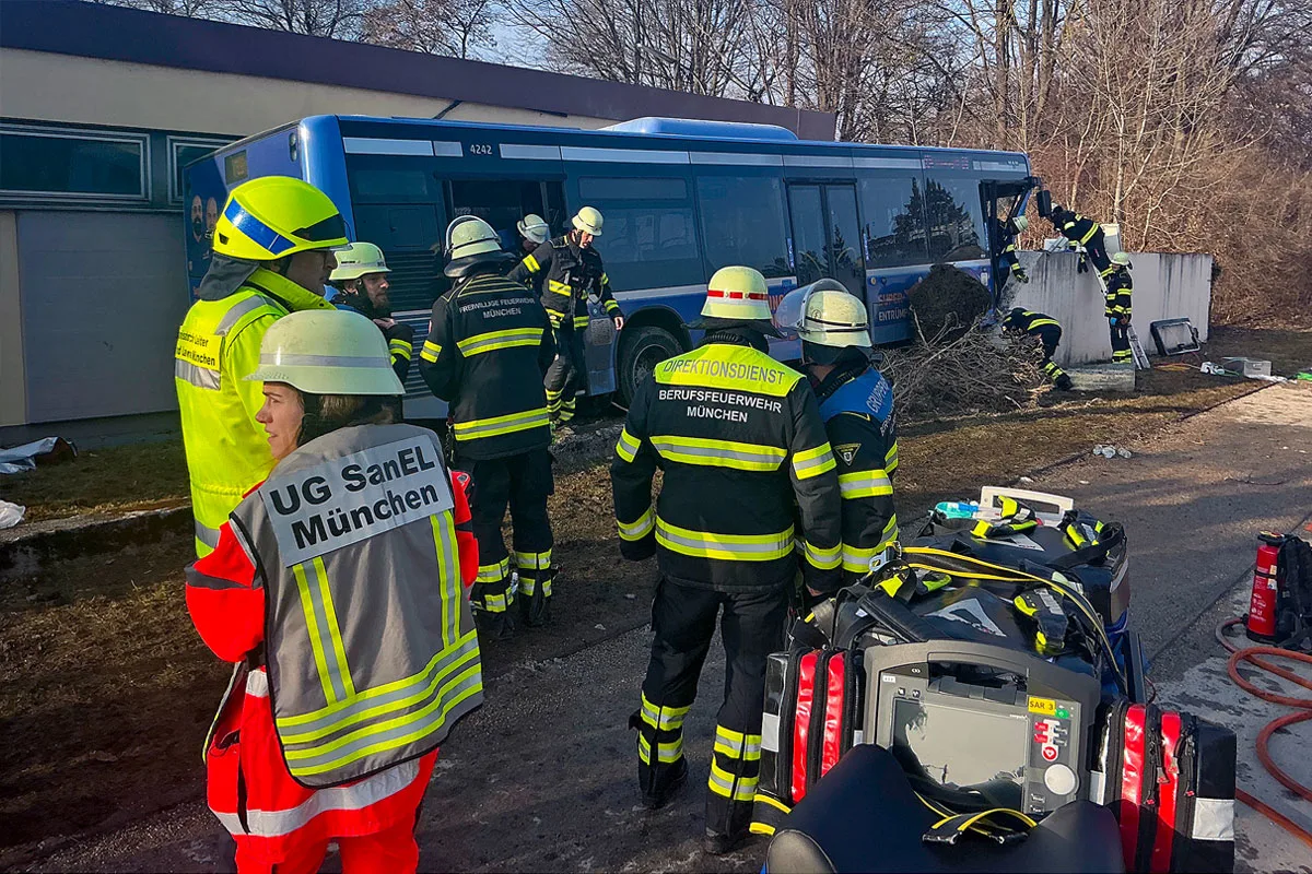 München – 13-Jährige stirbt bei Unfall von Linienbus