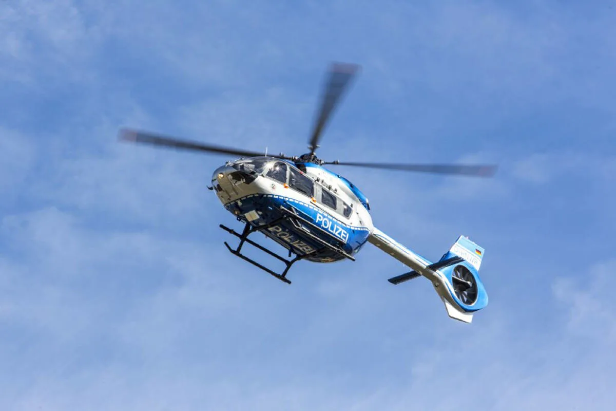Pforzheim - Suche mit Polizeihubschrauber