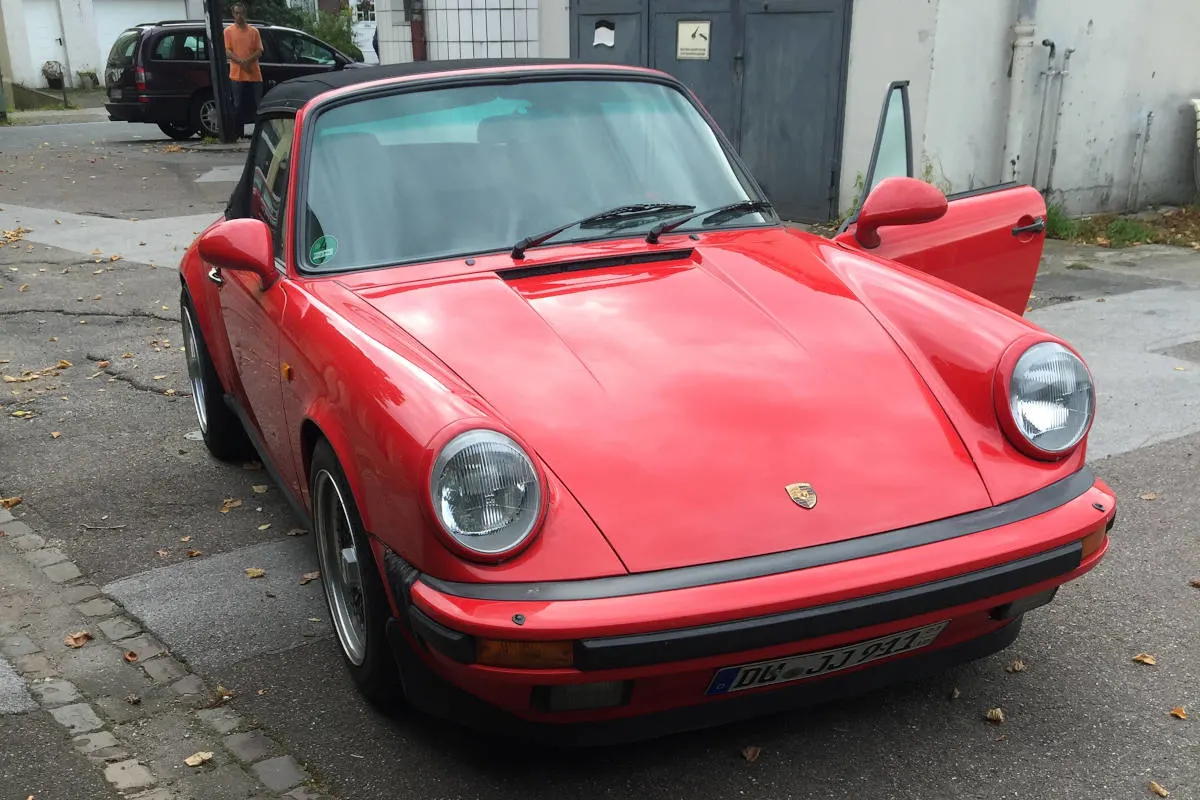 Speldorf – Roter Porsche-Oldtimer gestohlen