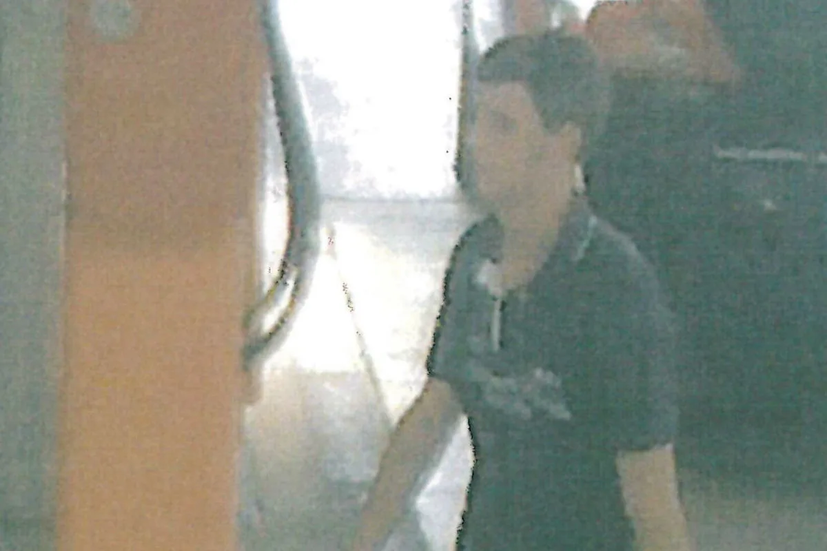 Autodiebstahl Troisdorf-Spich - Öffentlichkeitsfahndung nach diesem Täter