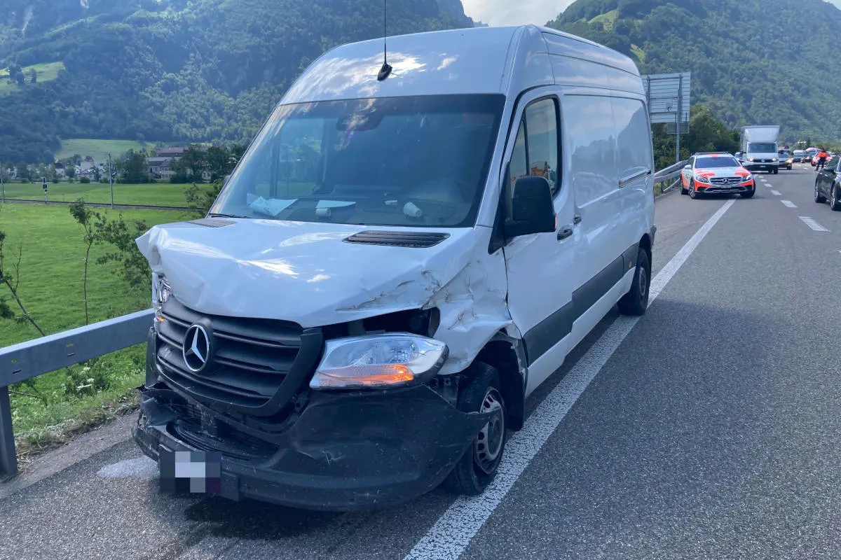 A3 Niederurnen GL – 2 Unfälle am Freitag auf der Autobahn