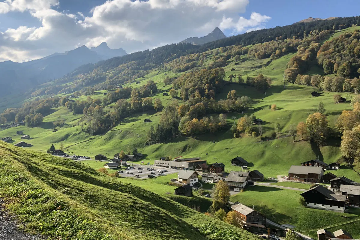 Schweiz - Mit Föhn im oberen Rheintal sommerlich warm!