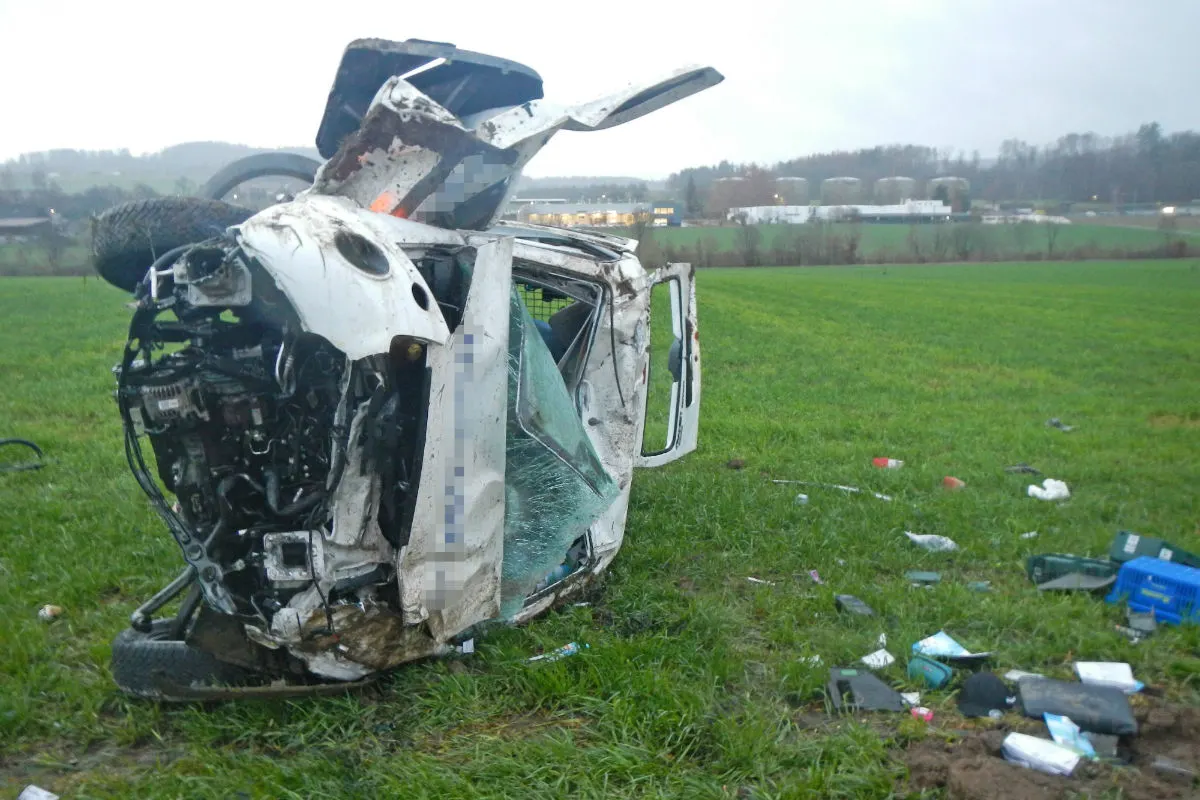 Gachnang TG - Bei Selbstunfall verletzt