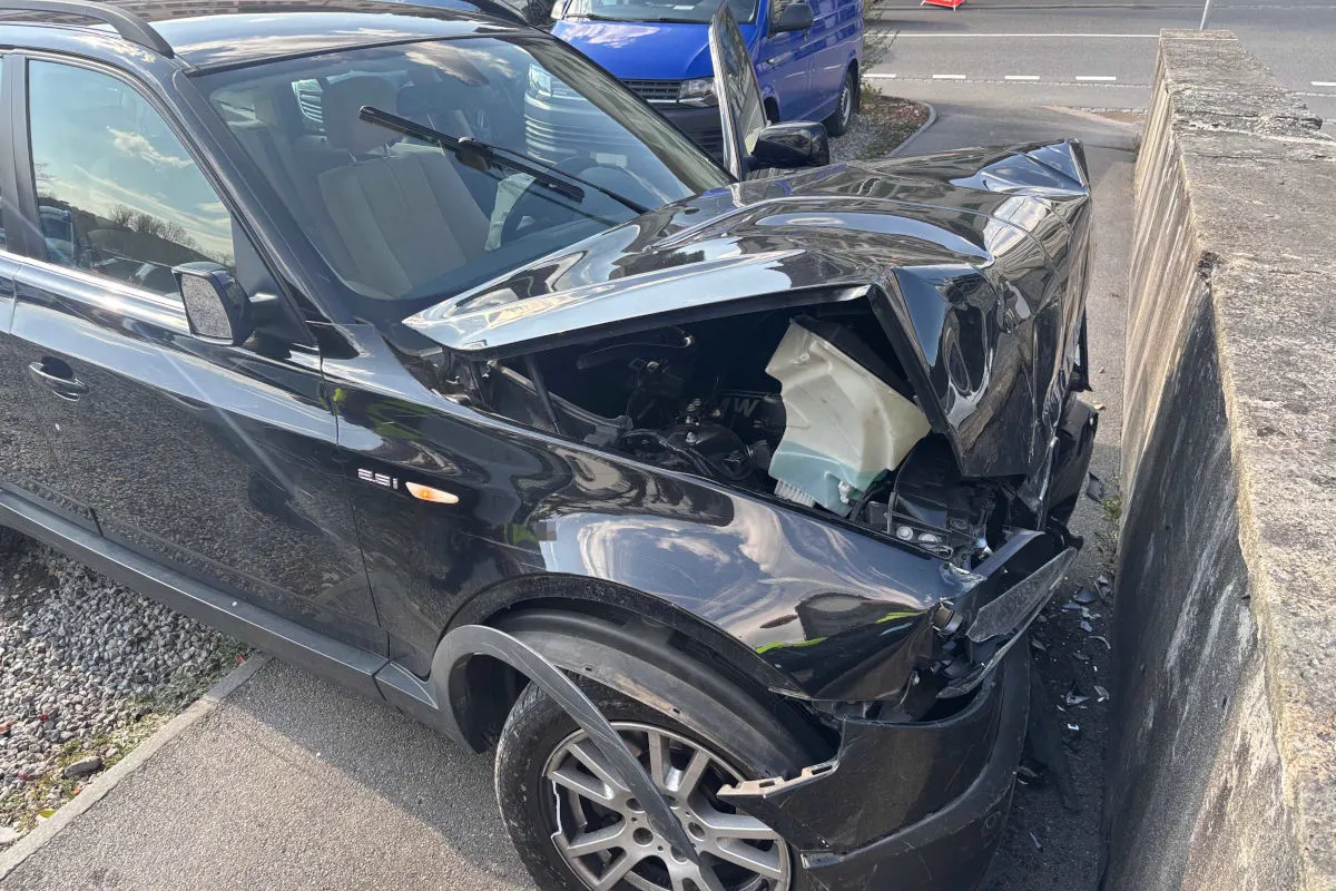 Wohlen AG – Unfall nach Verwechslung von Gas- und Bremspedal