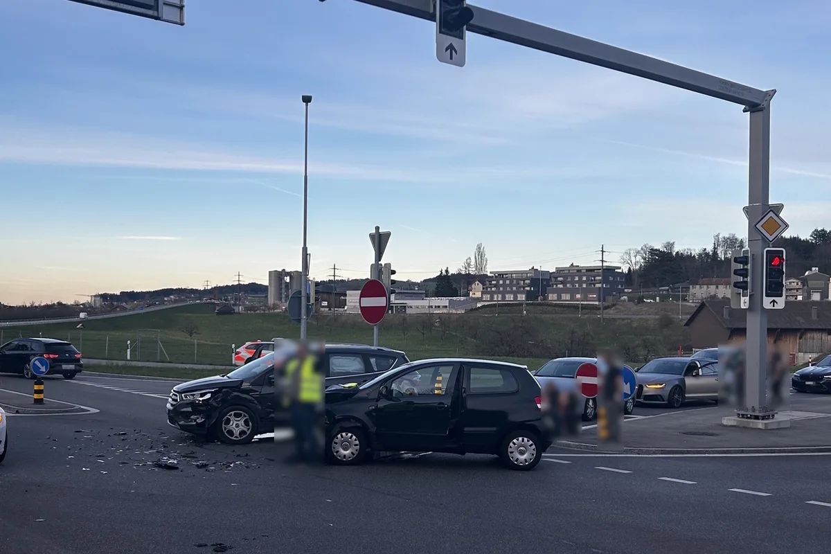 Unfall in Gossau SG - Rotlicht missachtet 