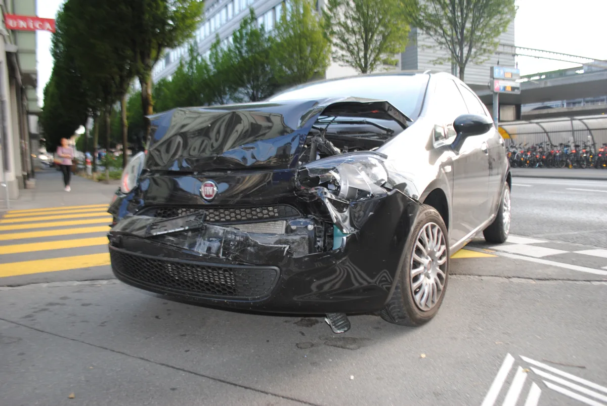 Luzern LU - Eine Frau nach Unfall verletzt