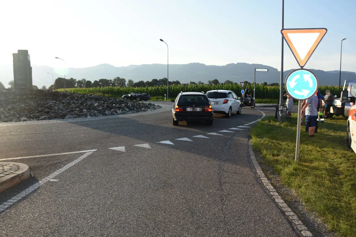 Kriessern SG – Unfall zwischen Auto und Velo