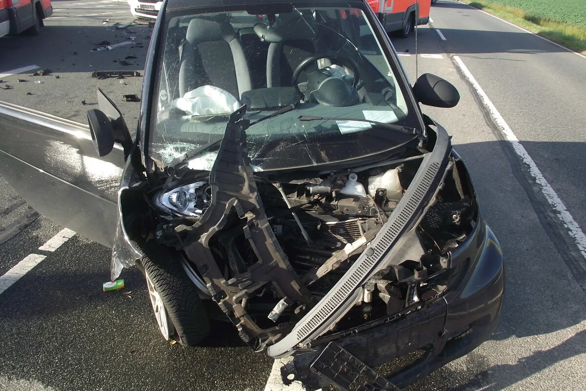  B 105 bei Ribnitz-Damgarten MV - Mehrere Schwerverletzte nach Unfall 