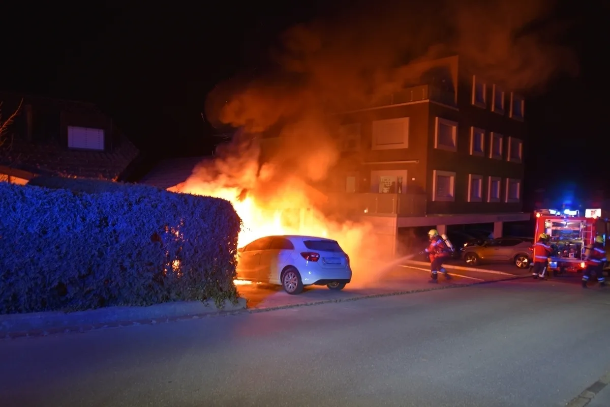 Trimmis/Tersnaus GR - Beträchtlicher Schaden nach Bränden