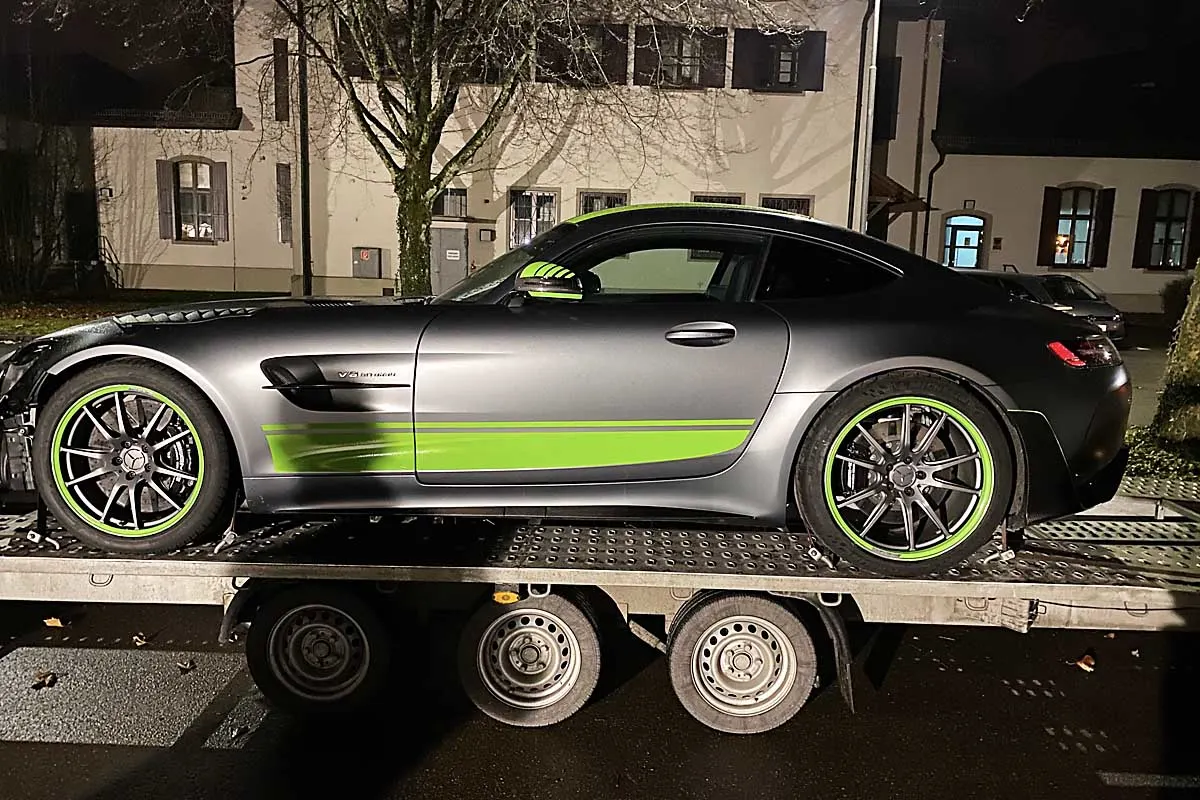 Sportwagenschmuggel in Lindau - Zöllner stoppen AMG-Mercedes aus der Schweiz!