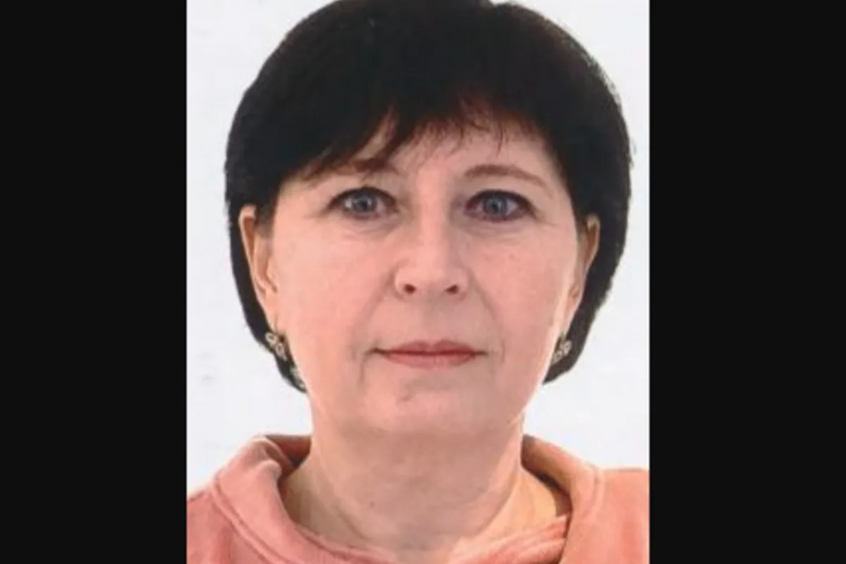 Hockenheim BW - 27-Jährige tot am Rheindamm gefunden - Polizei sucht ihre Mutter 