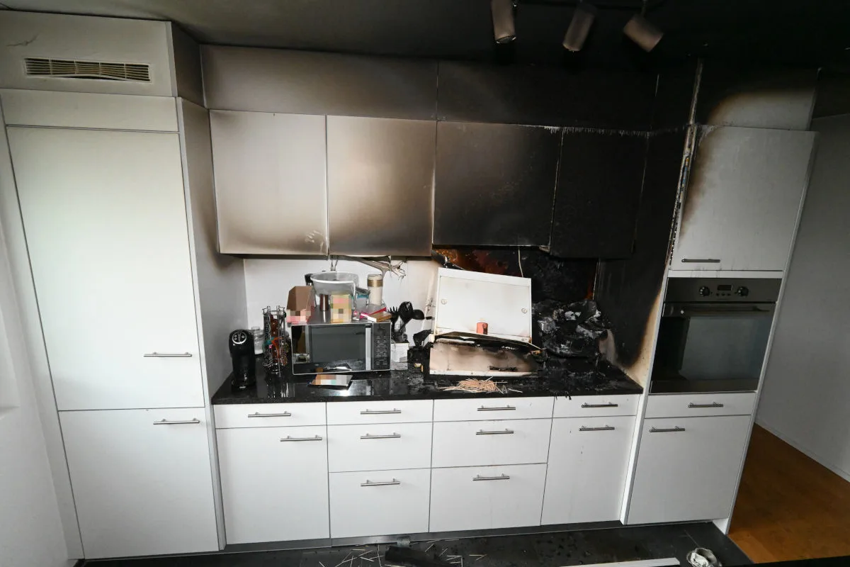 Wittenbach SG – Mehrfamilienhaus nach Brand schwer beschädigt