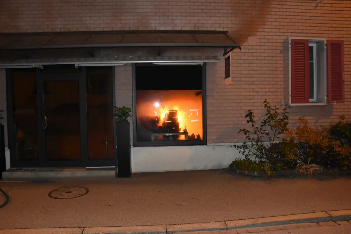 Rorschach SG - Brand in Geschäftslokal wohl wegen Weihnachtsgesteck