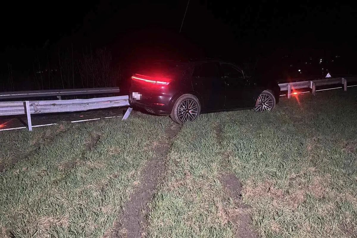 Benken SG – Fahrunfähig Unfall verursacht