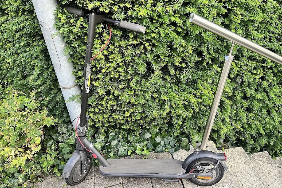 Stadt Schaffhausen – Zu zweit mit E-Trottinett verunfallt