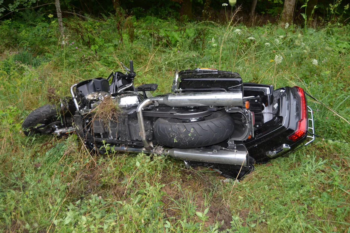 Niederteufen AR - Selbstunfall mit Motorrad