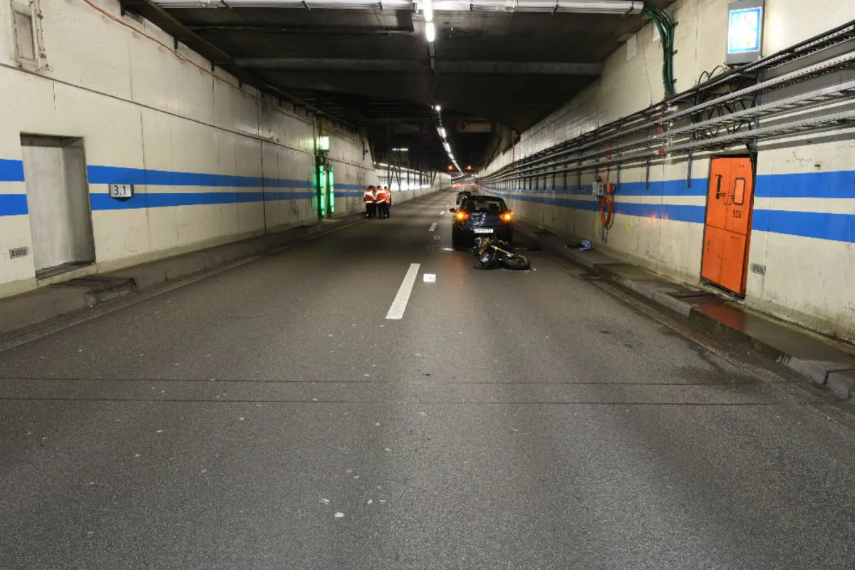Zürich A1L - Schwer Verletzter bei Verkehrsunfall