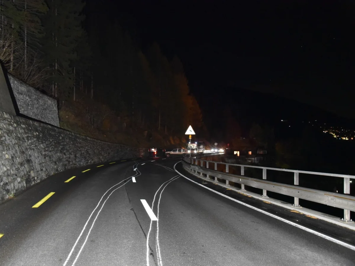 Churwalden GR - Fahrunfähig Selbstunfall verursacht