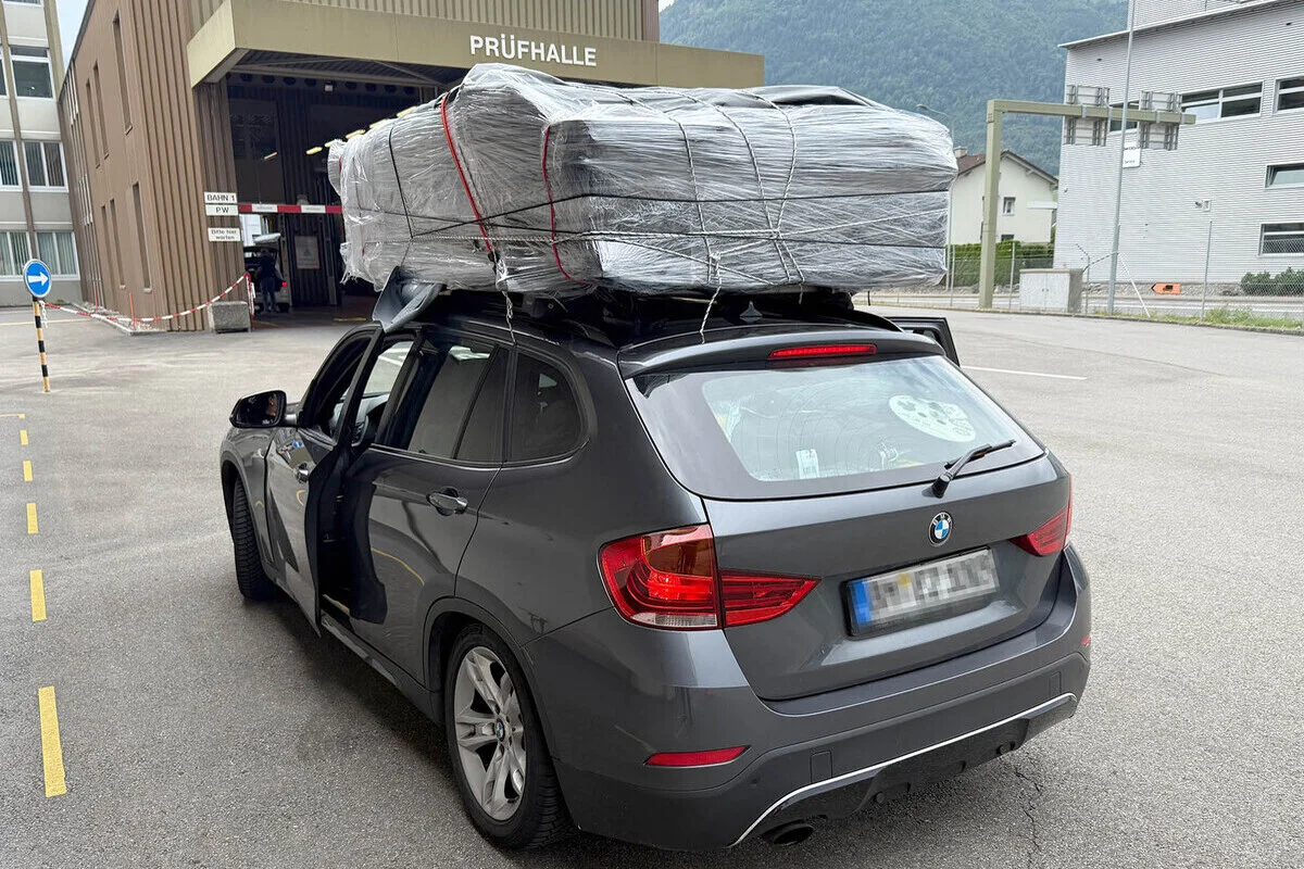 A2 Stans NW –  Frau fährt mit 214 kg zu viel auf dem Dach