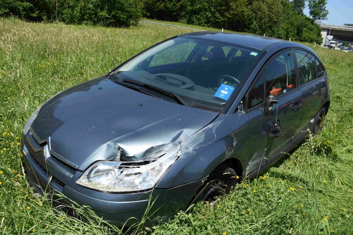 St.Gallen SG - Alkoholisiert auf Autobahn verunfallt