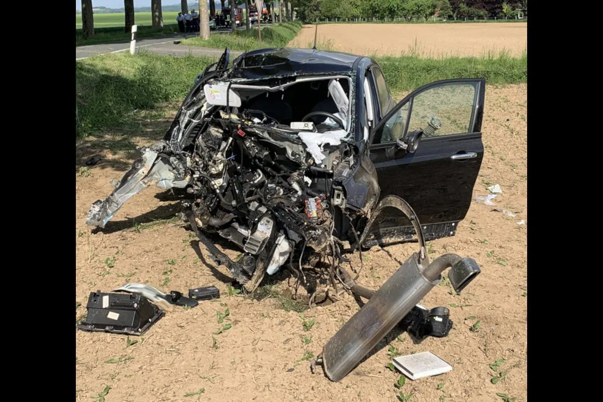 Eine schwer verletzte Person bei Unfall