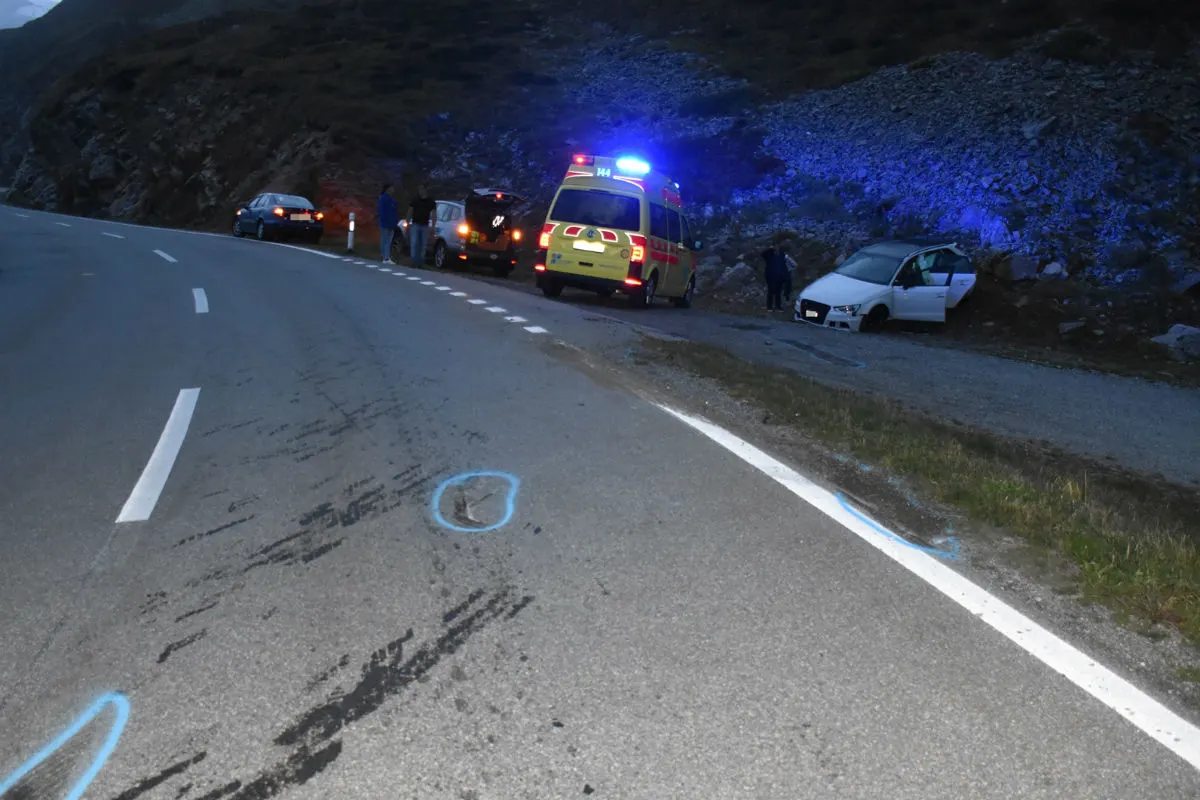 Poschiavo GR - Überholmanöver geht schief