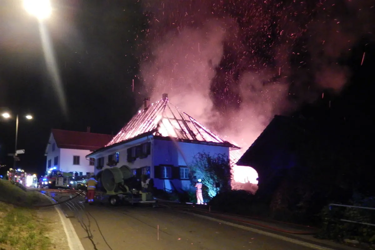 Brand Niederneunforn TG - Wohnhaus mit Scheune brannte aus!