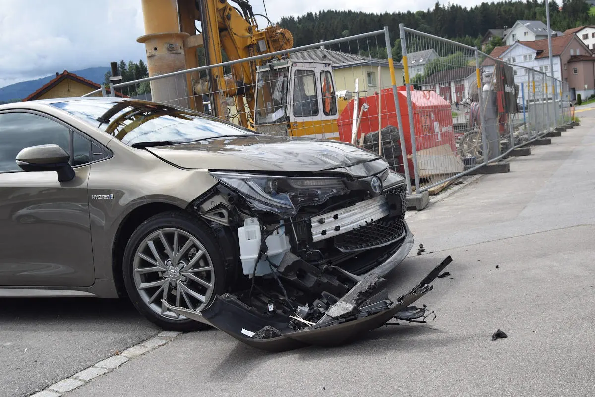 Waldstatt AR – Kollision zwischen zwei Personenwagen