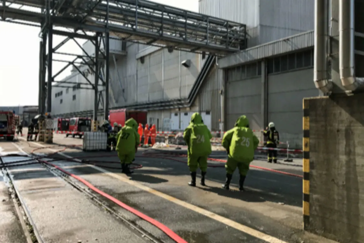Perlen LU - Chemieunfall in Papierfabrik