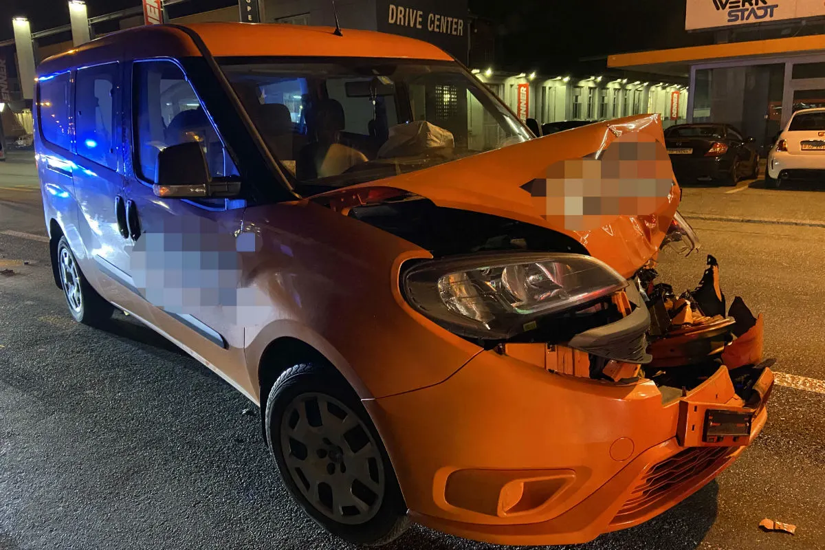 Aarburg AG - Auffahrkollision fordert sechs verletzte Personen