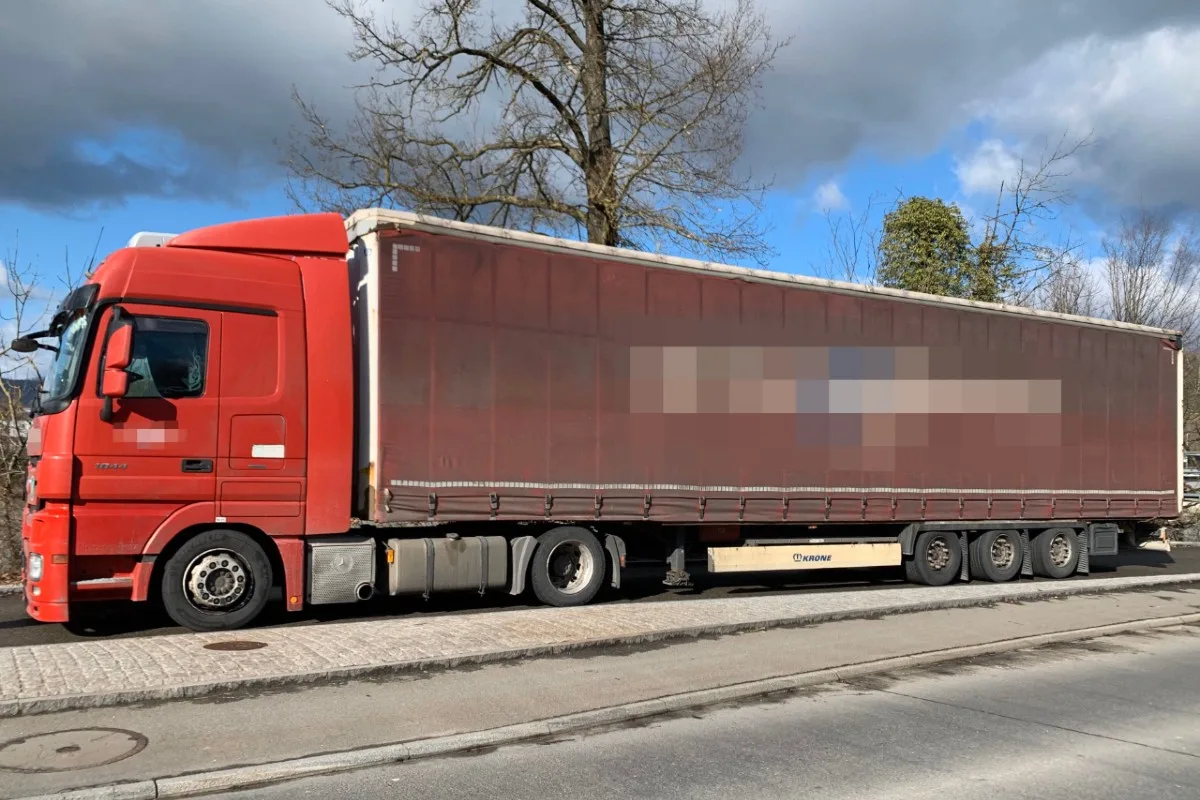 Koblenz AG - Betrunkener Chauffeur am Zoll gestoppt