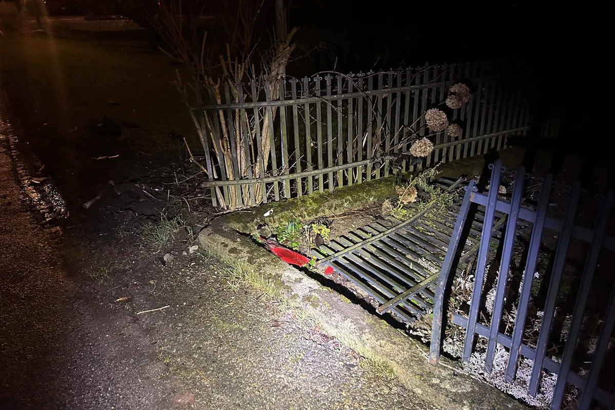 Siglistorf AG – Alkoholisierter Lenker prallt in Gartenzaun